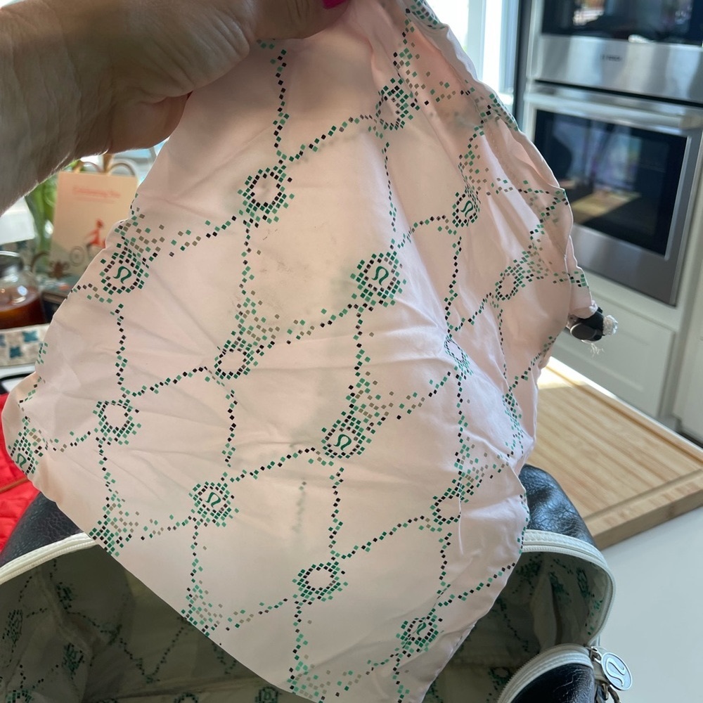 🍋*RARE* LULU Velocity GYM/YOGA BAG  🍋🍋 - Picture 13 of 16